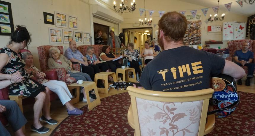 Rob from TIME performing during a session