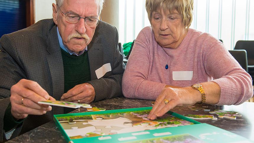 Curious Cat 13-piece jigsaw