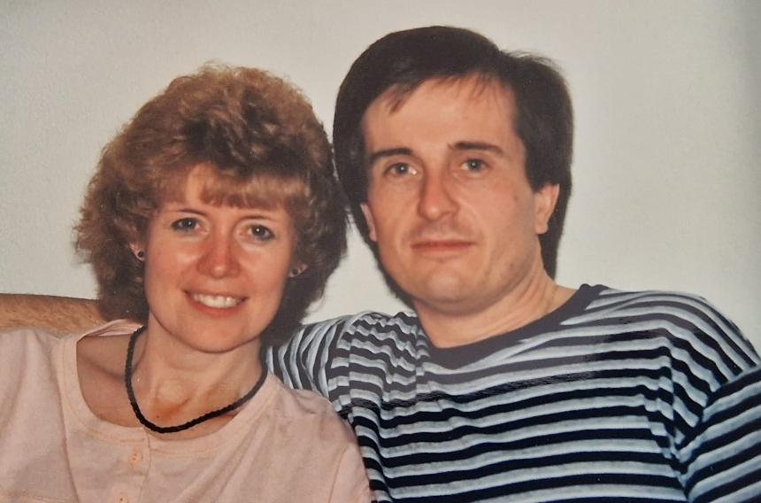 Sandee and Lara's dad in their younger days