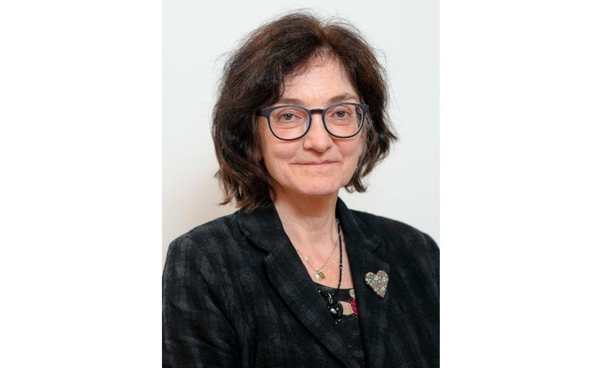 Headshot of Professor Joanna Wardlaw